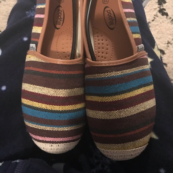 Shoes - Picture 1 of 3